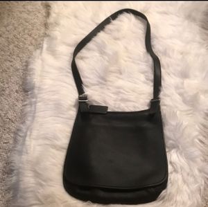 COACH VEUC Leather Crossbody Travel